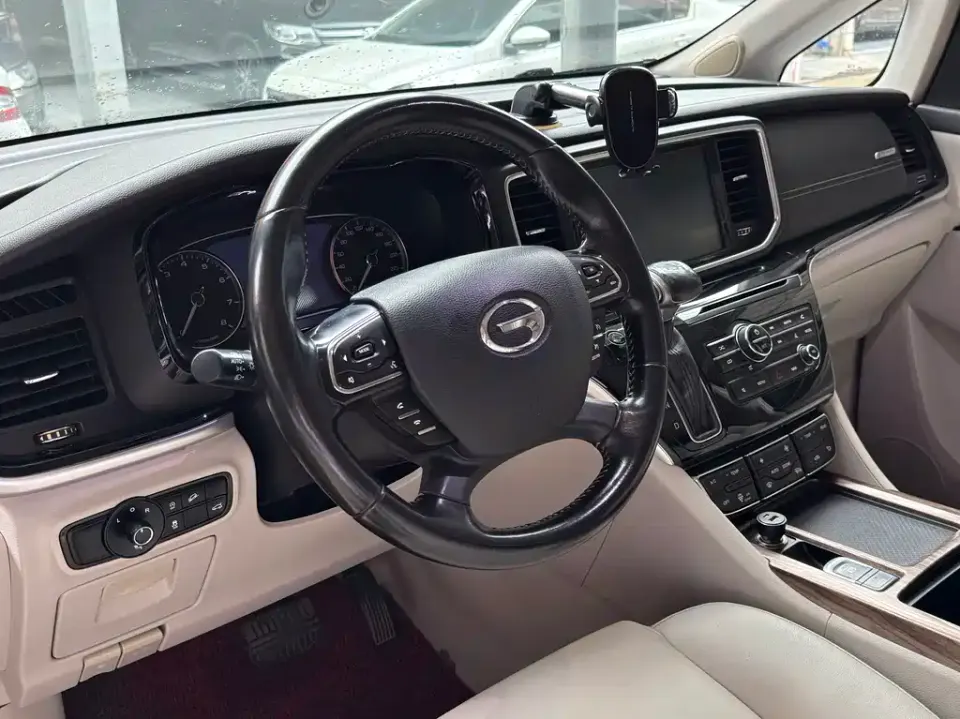 GAC Trumpchi M8