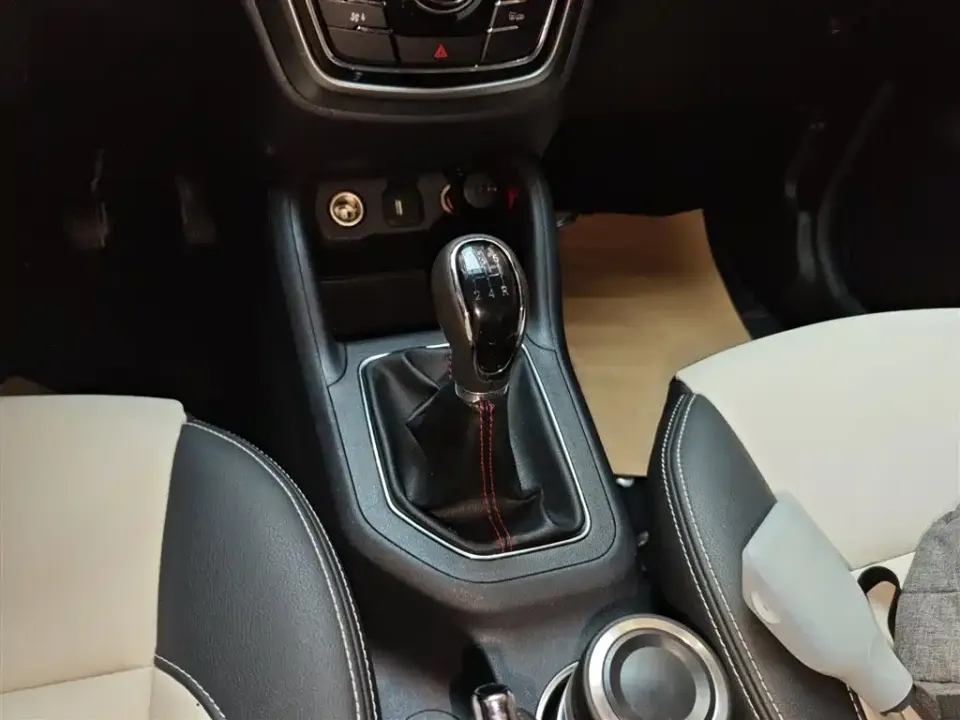 Changan CS35