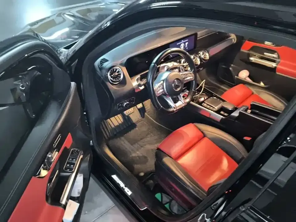Mercedes-Benz GLB AMG