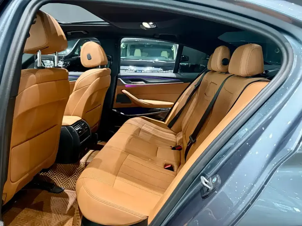 BMW 5 Series (Import)