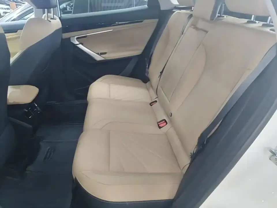 Geely Boyue L