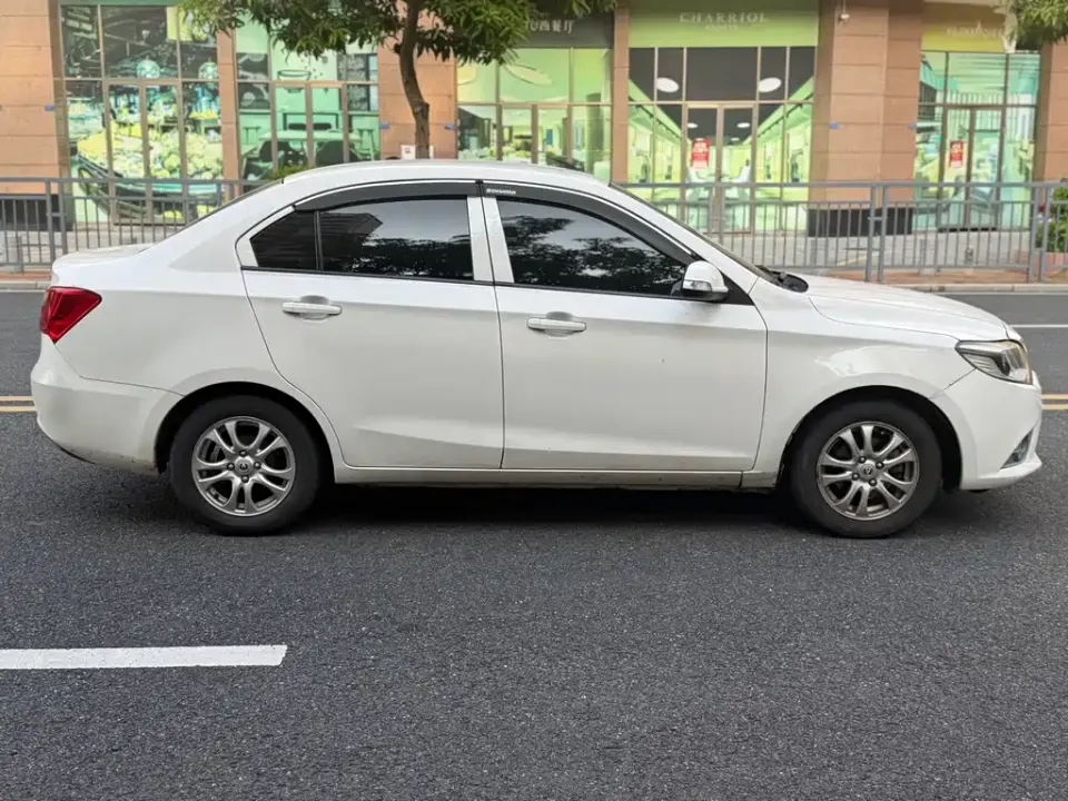 Changan V3