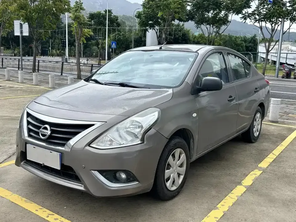 Nissan Sunny