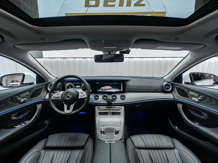 Mercedes-Benz CLS
