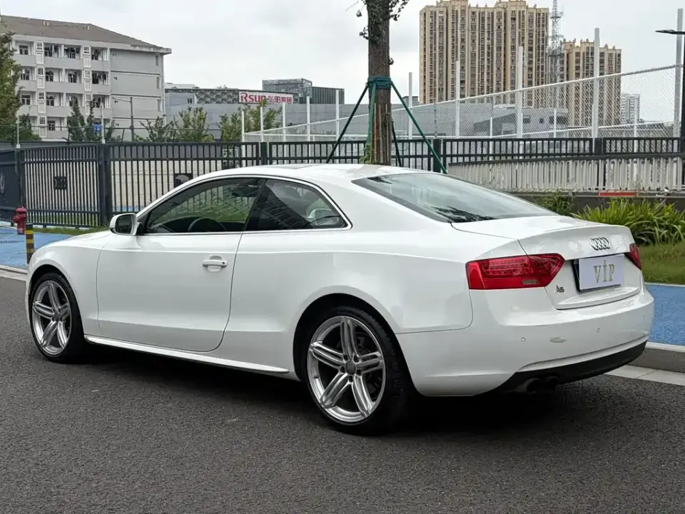 Audi A5 (Import)