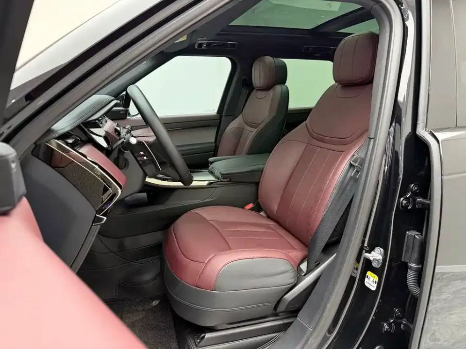 Land Rover Sport