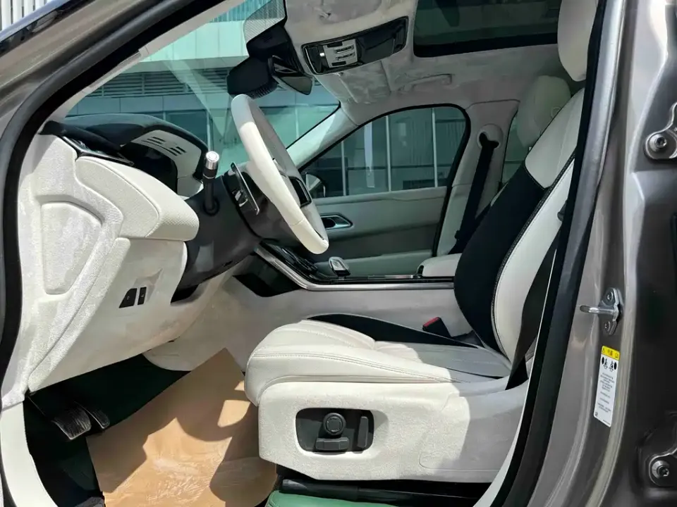 Land Rover Velar