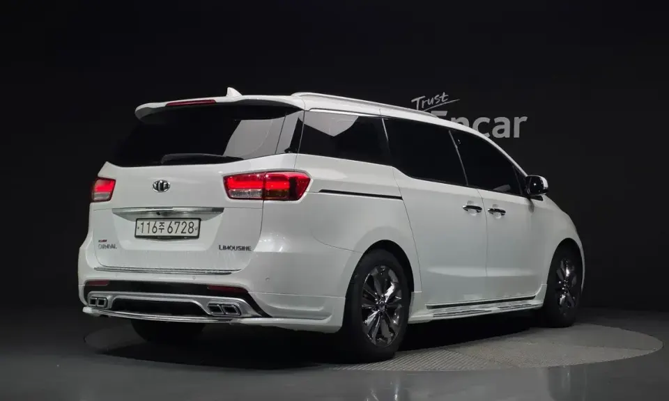 Kia Canival