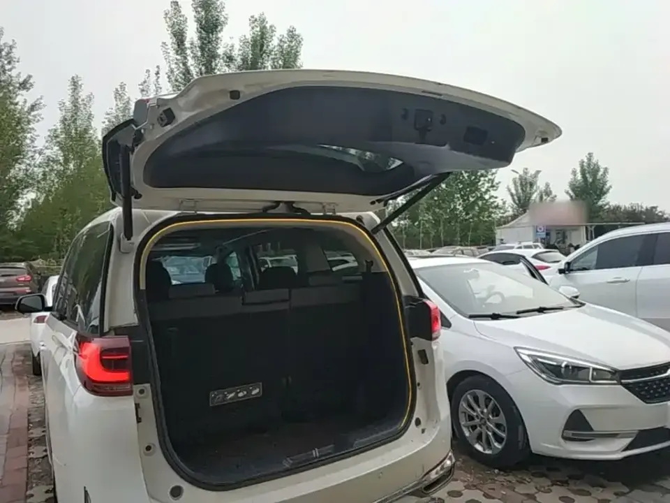 GAC Trumpchi M8