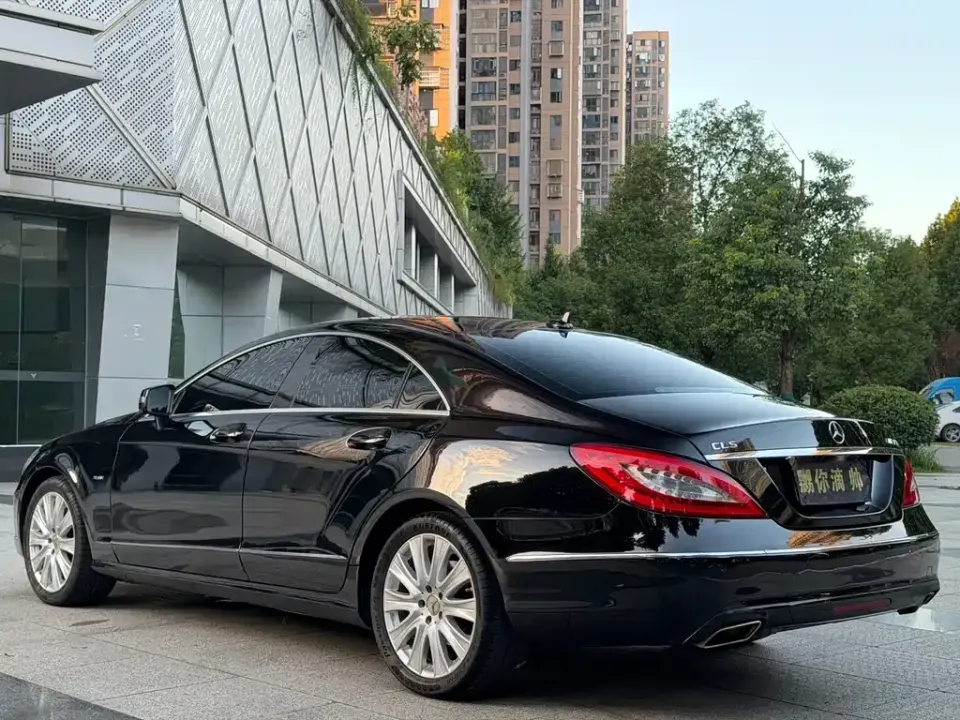 Mercedes-Benz CLS