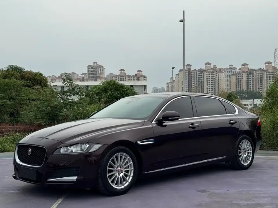 Jaguar XFL
