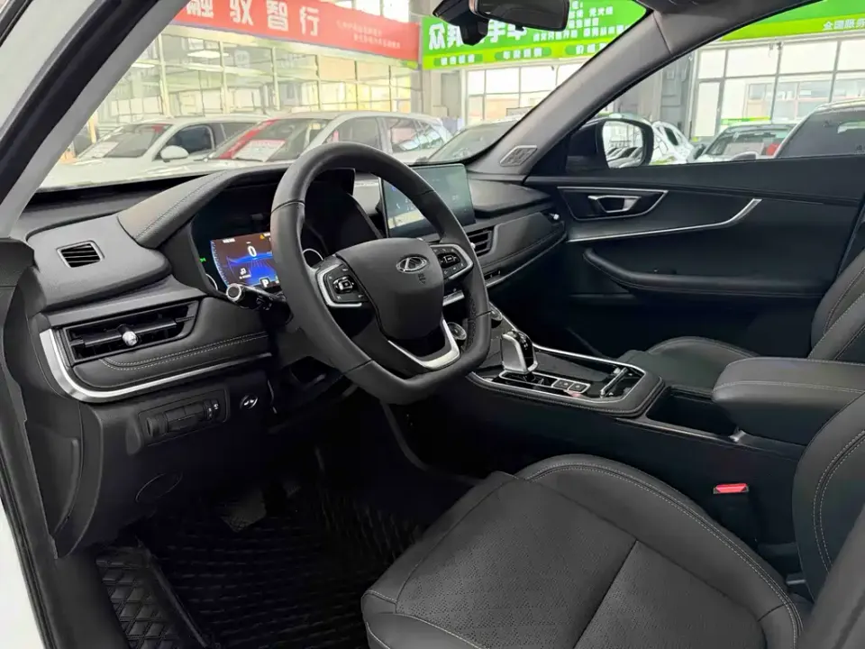 Chery Tiggo 8