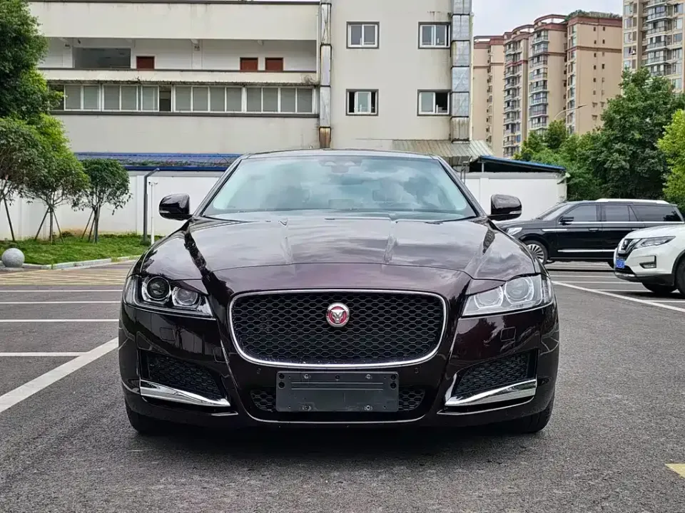 Jaguar XFL