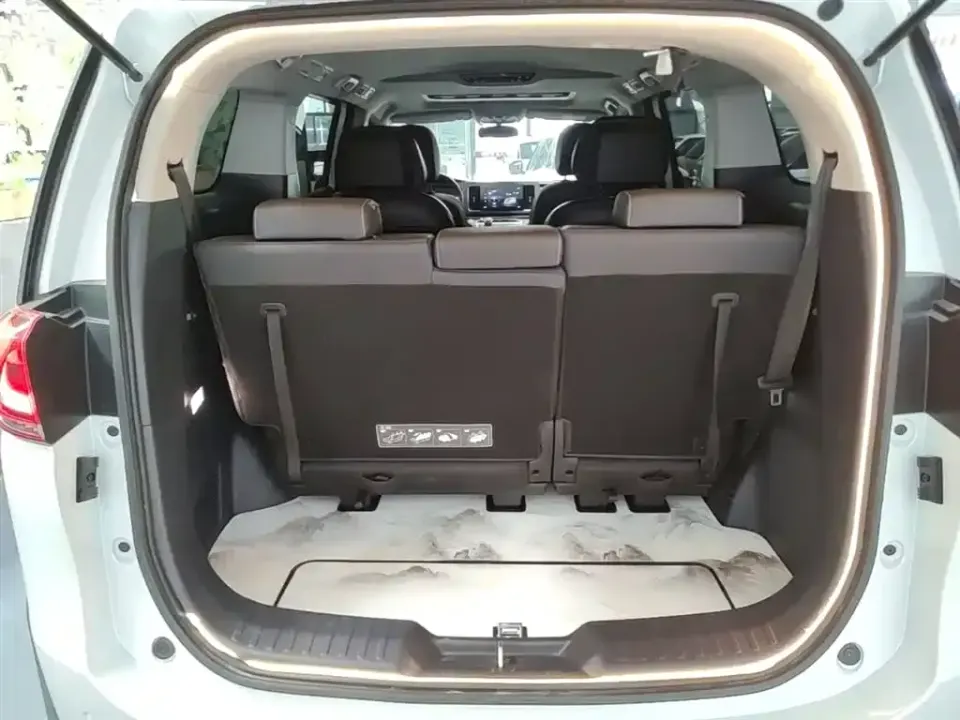 GAC Trumpchi M8