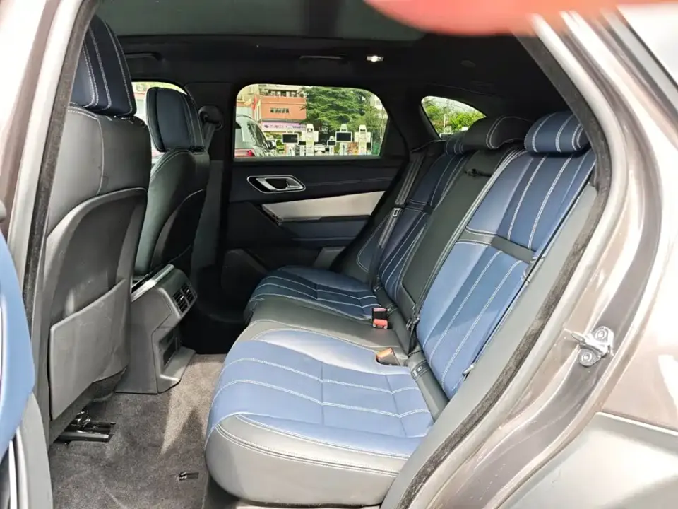 Land Rover Velar