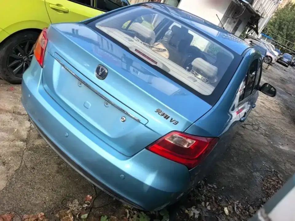 Changan V3