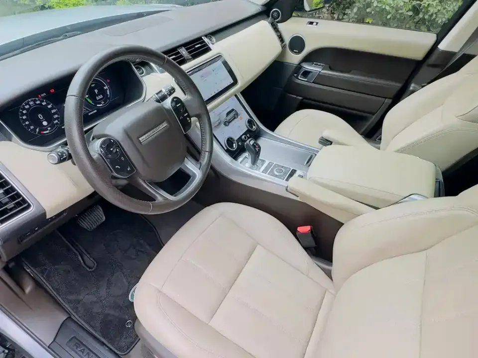 Land Rover Sport PHEV