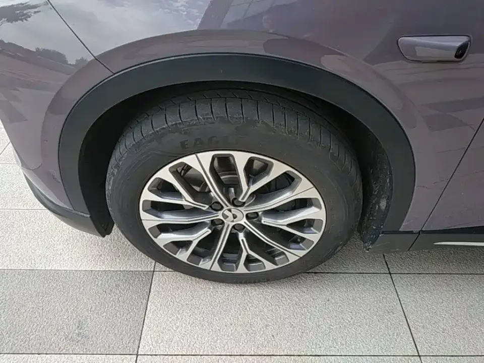 Nio EC6