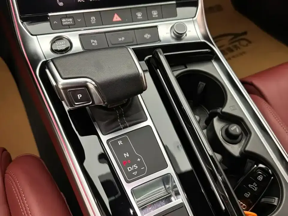 Audi A7L