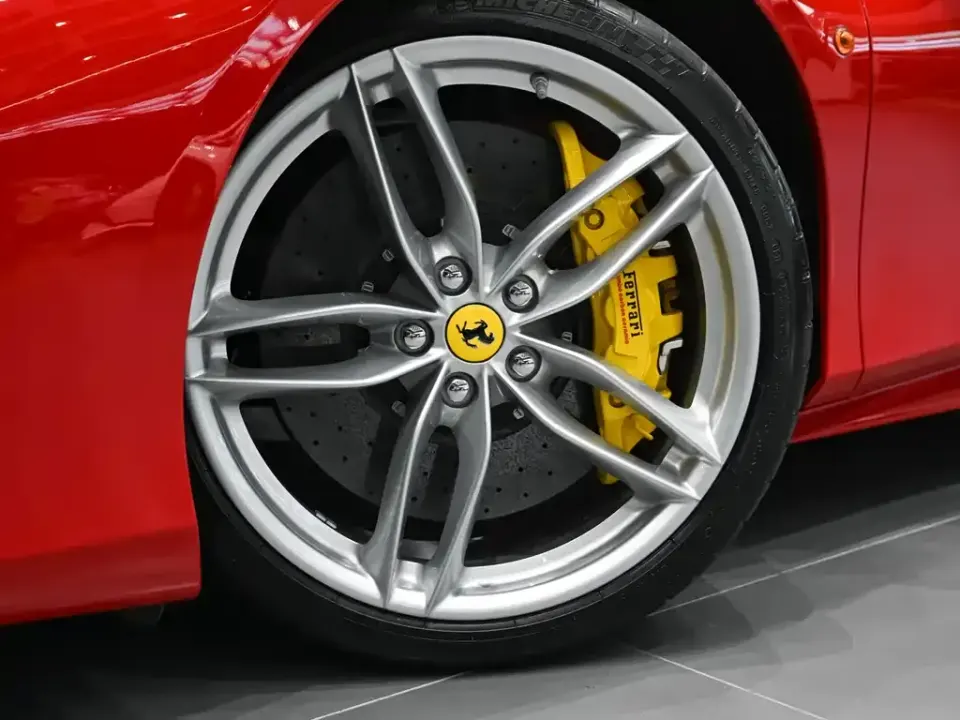 Ferrari 488