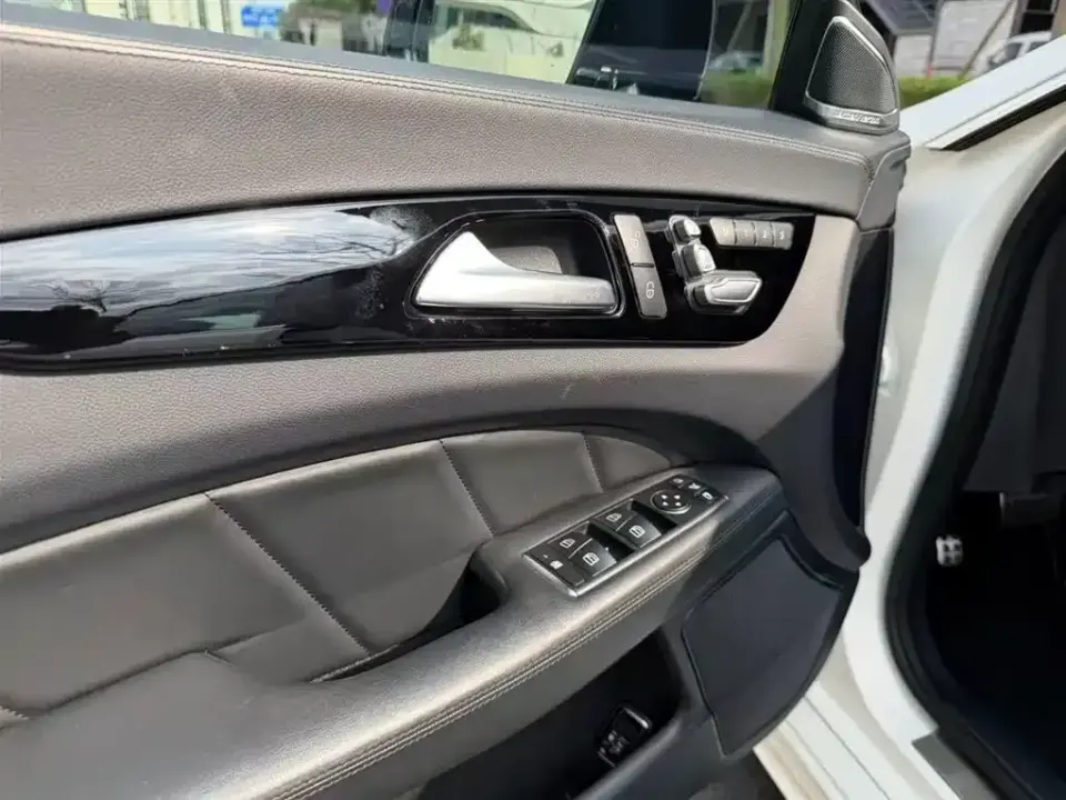 Mercedes-Benz CLS AMG