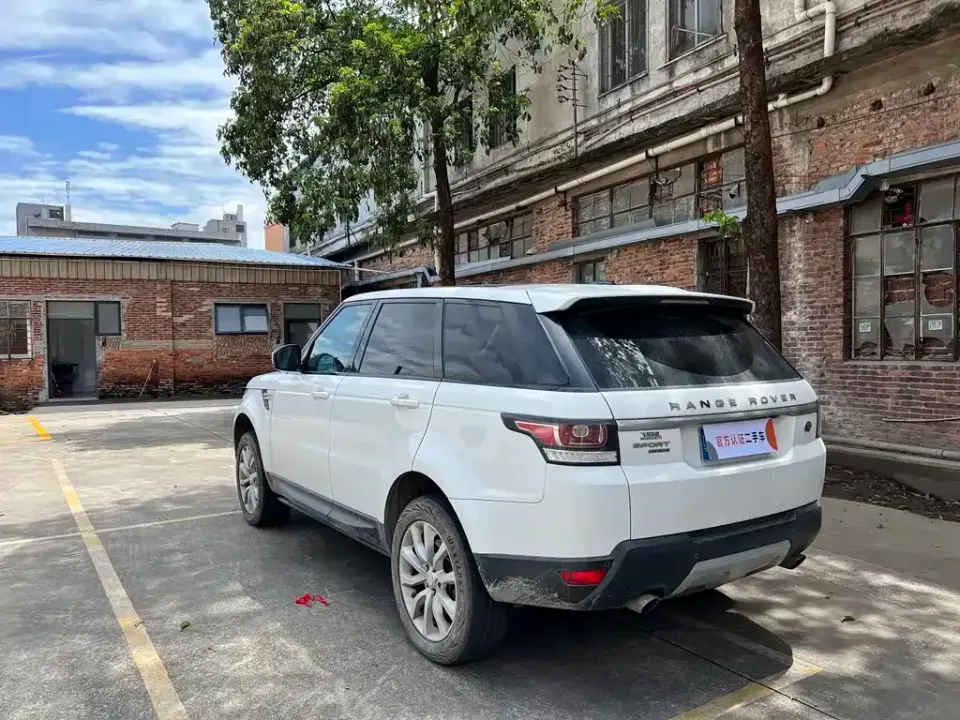 Land Rover Sport