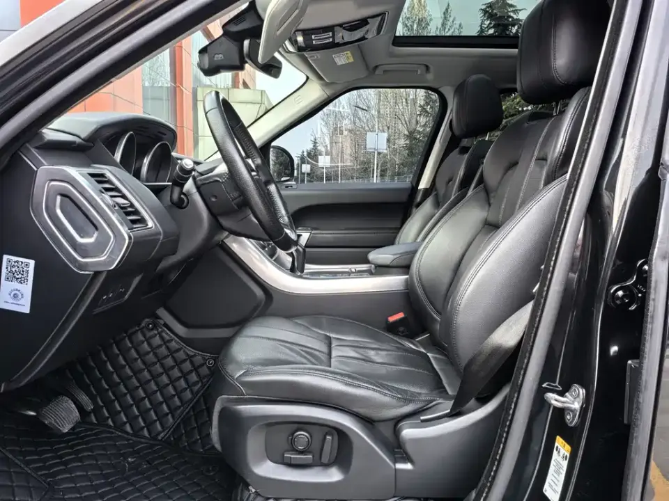 Land Rover Sport