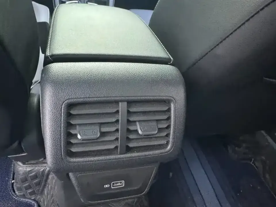 Jetta VS7