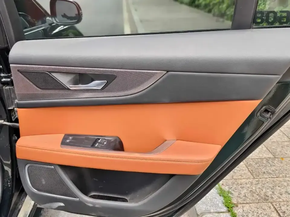 Jaguar XEL
