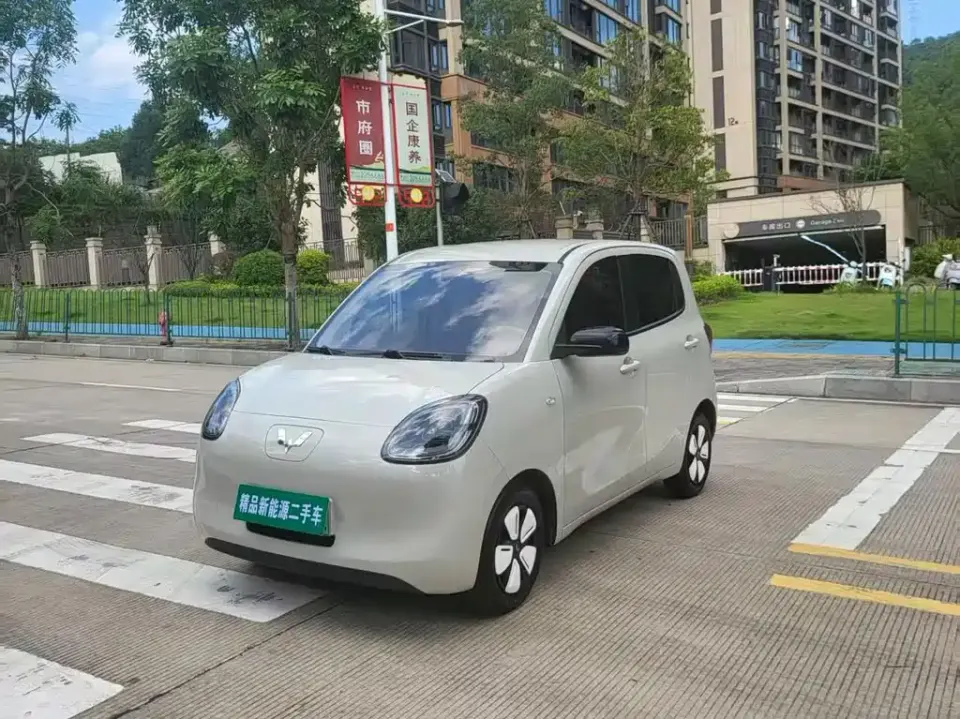 Wuling MINIEV