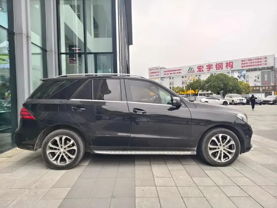 Mercedes-Benz GLE