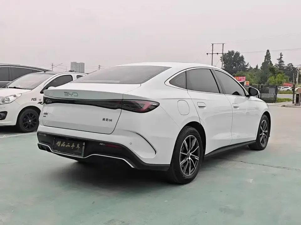 BYD Seal 06