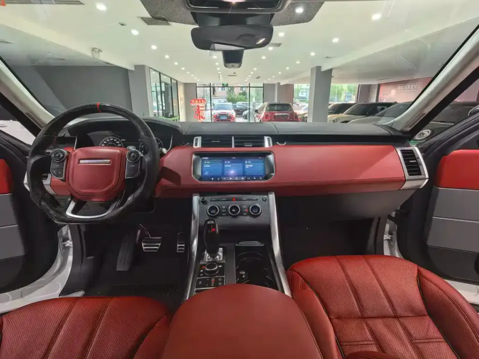Land Rover Sport