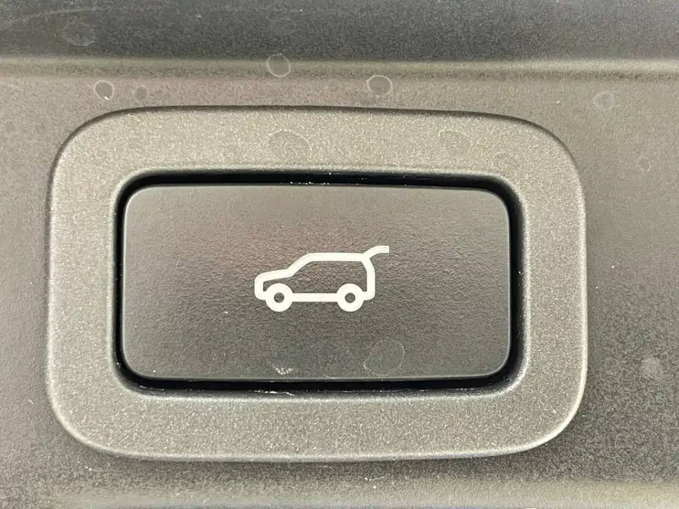 Land Rover Sport