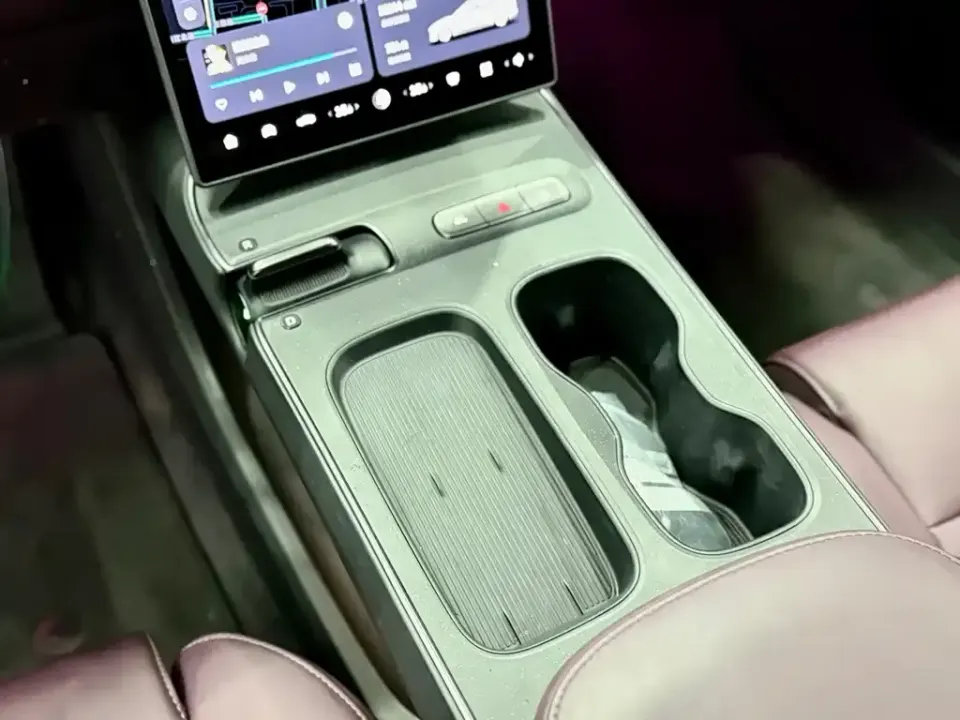 Nio ET5