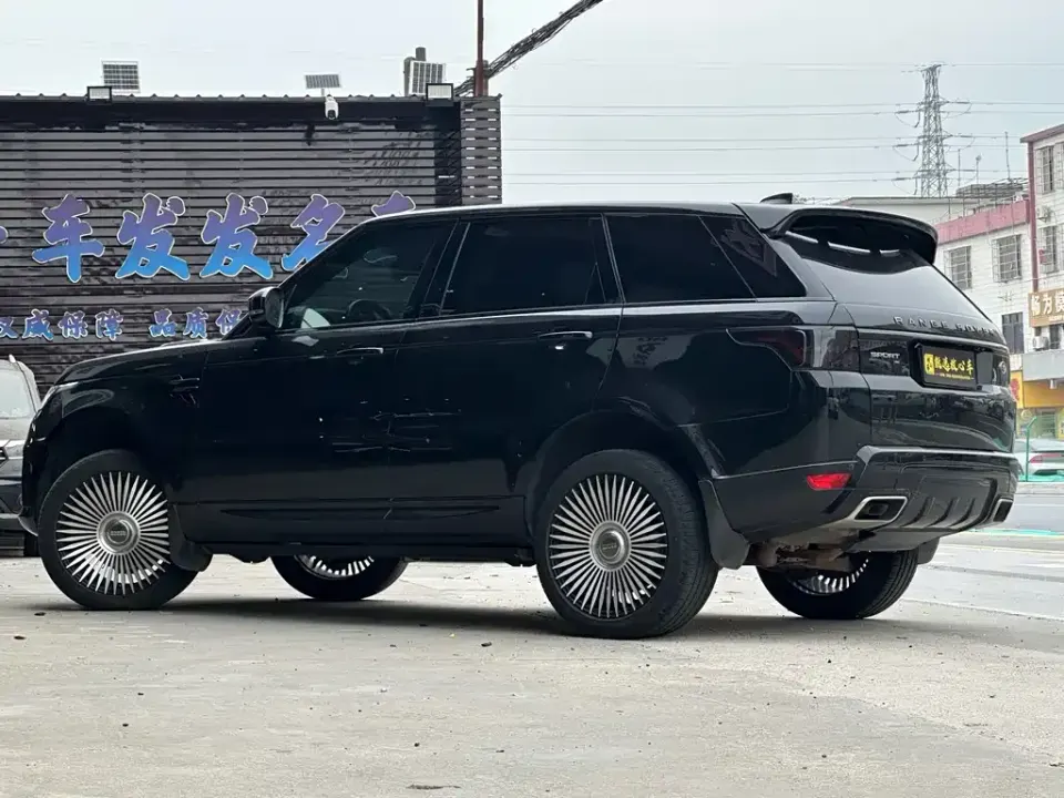 Land Rover Sport