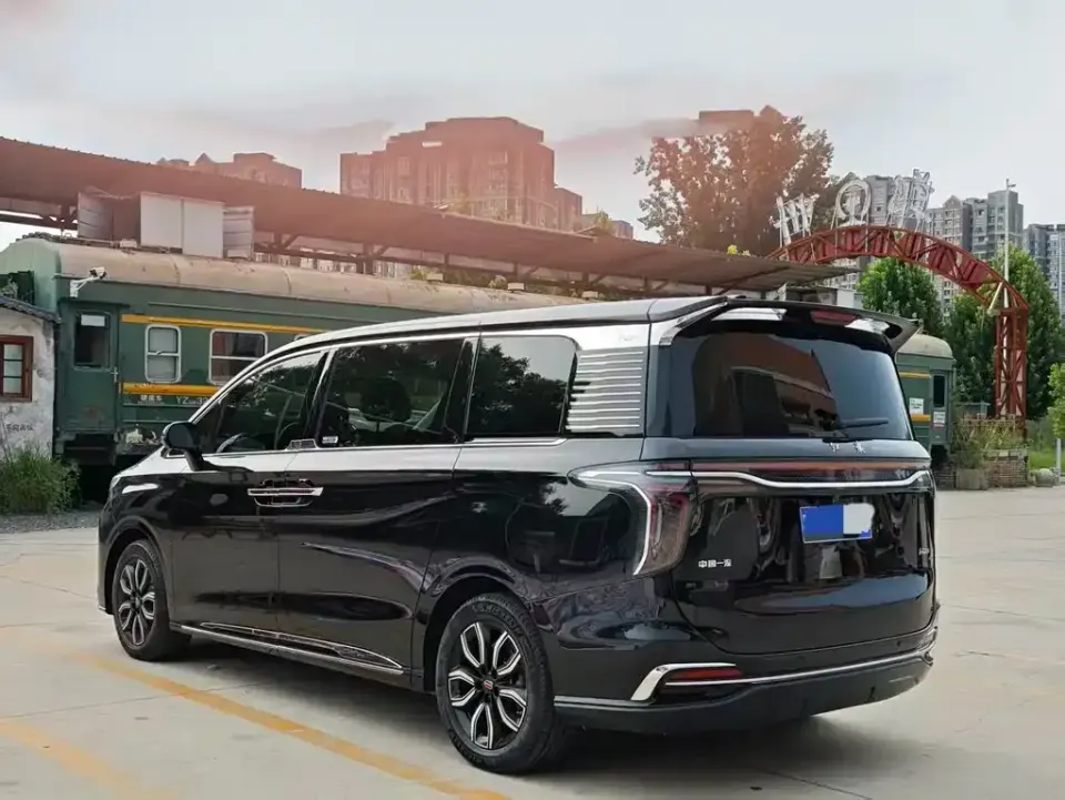 Hongqi Hongqi HQ9