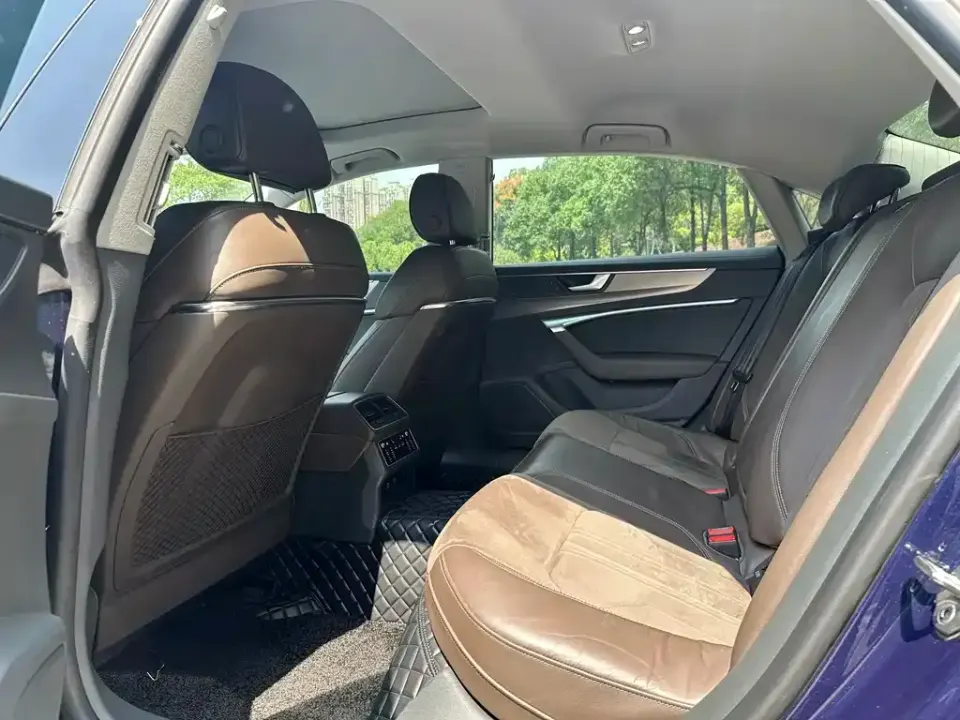 Audi A7L