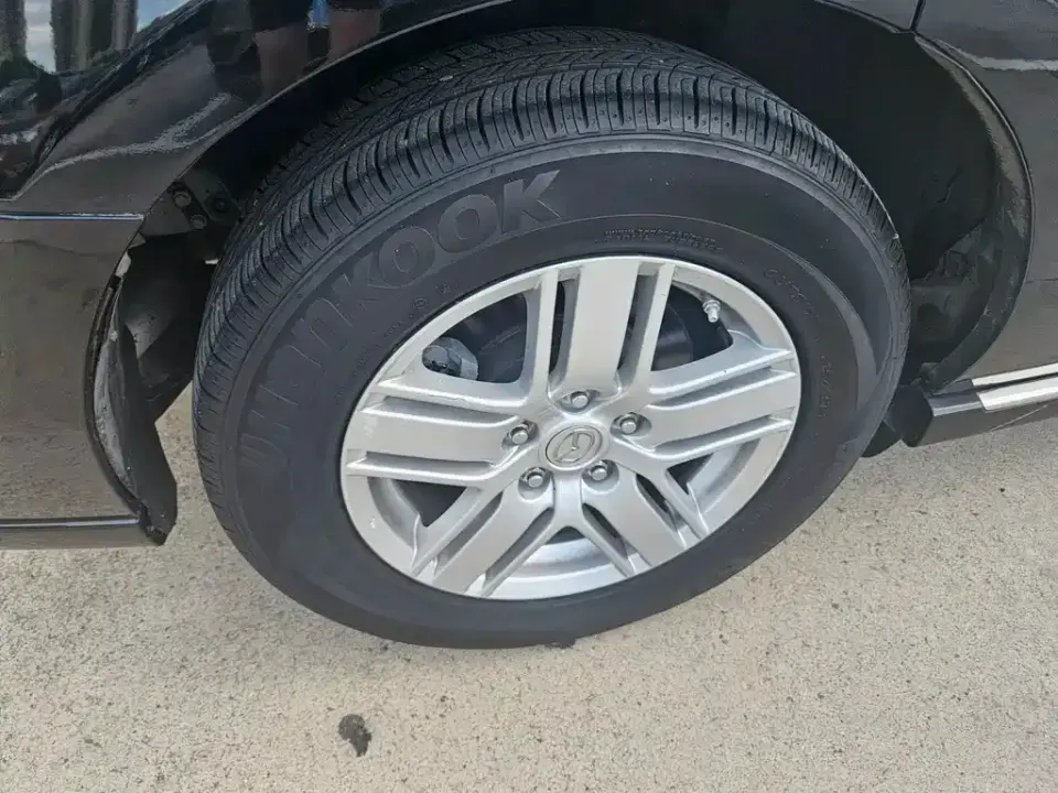 Mazda 8