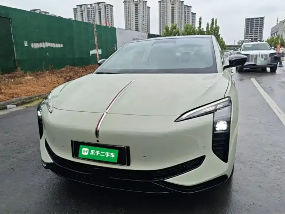 Hongqi Hongqi EH7