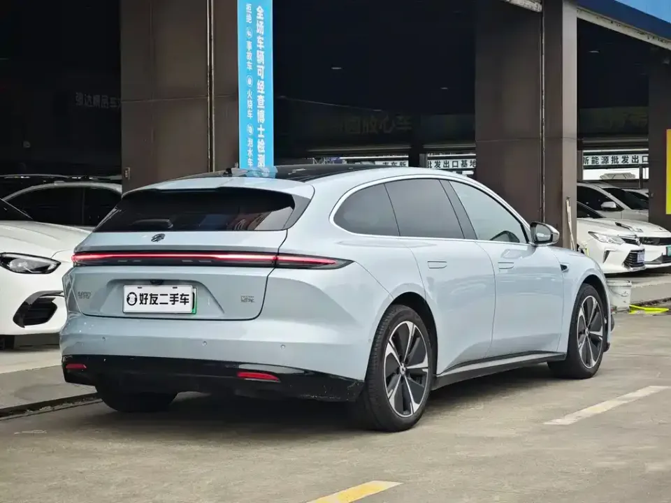 Nio ET5T