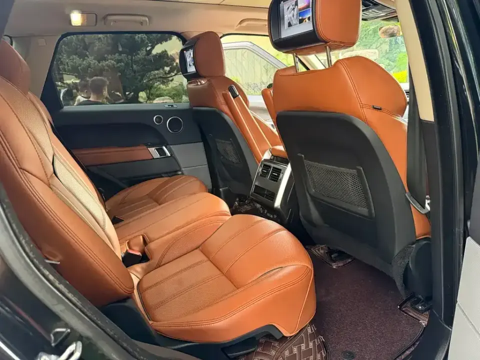 Land Rover Sport