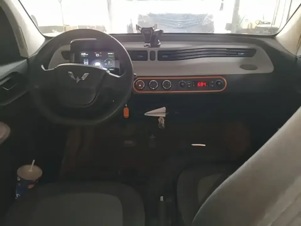 Wuling MINIEV
