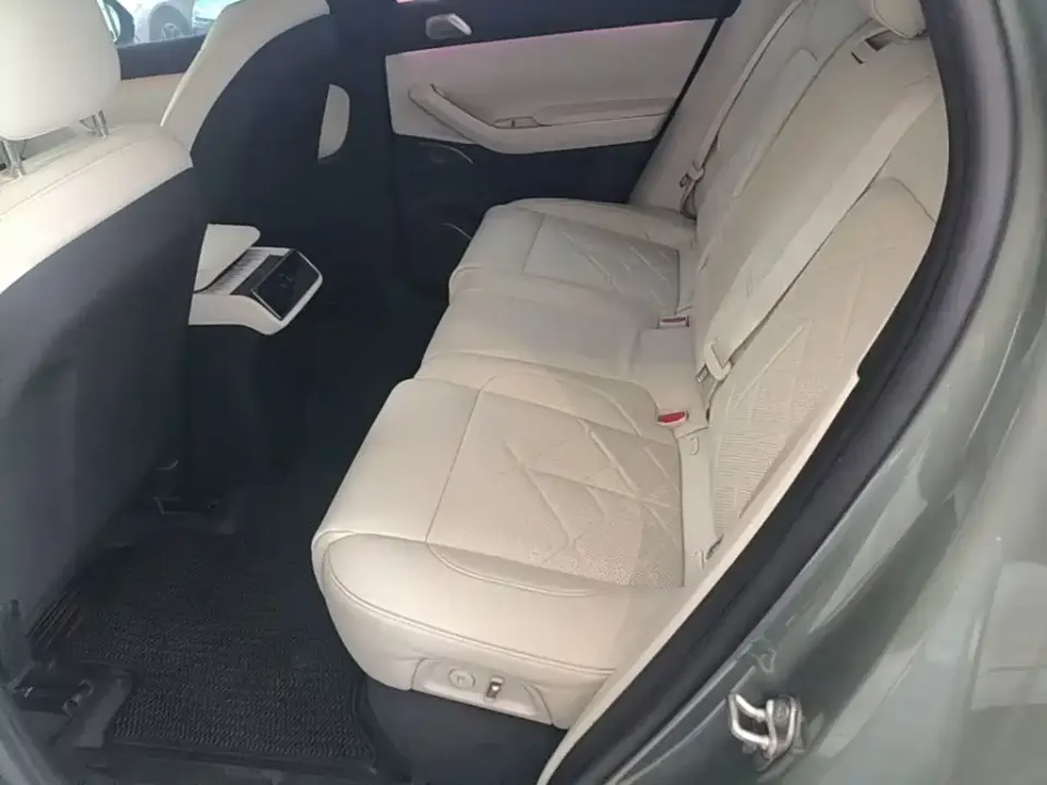 Nio ES7