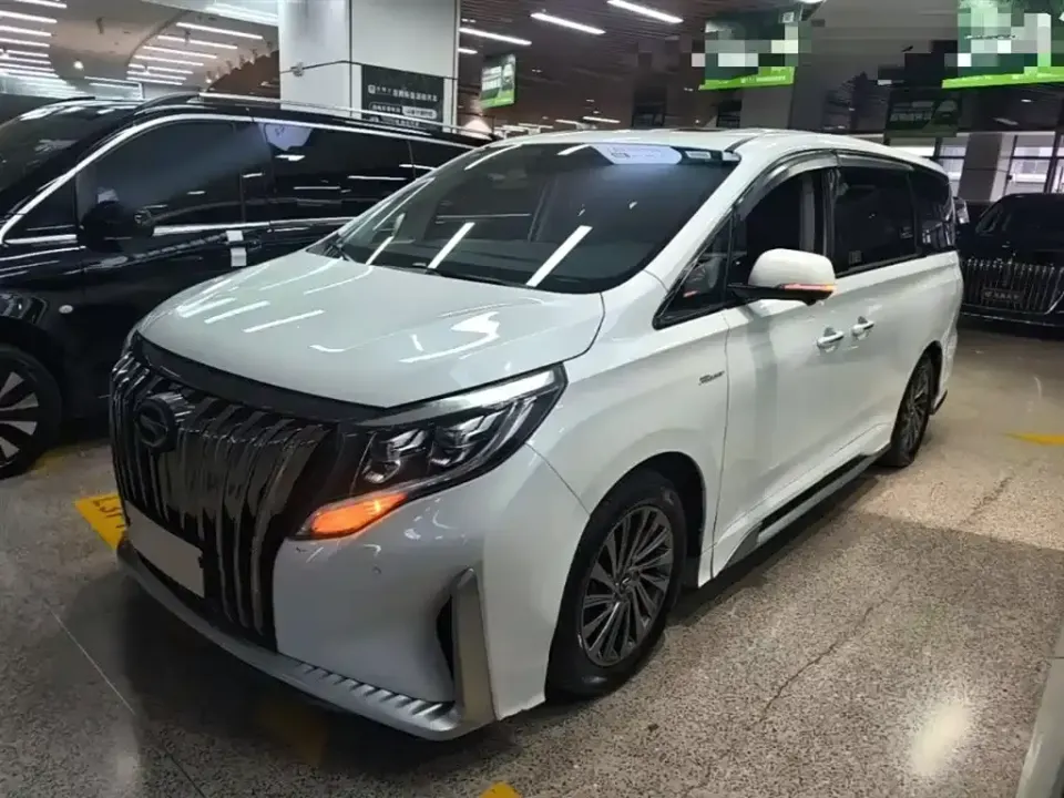 GAC Trumpchi M8