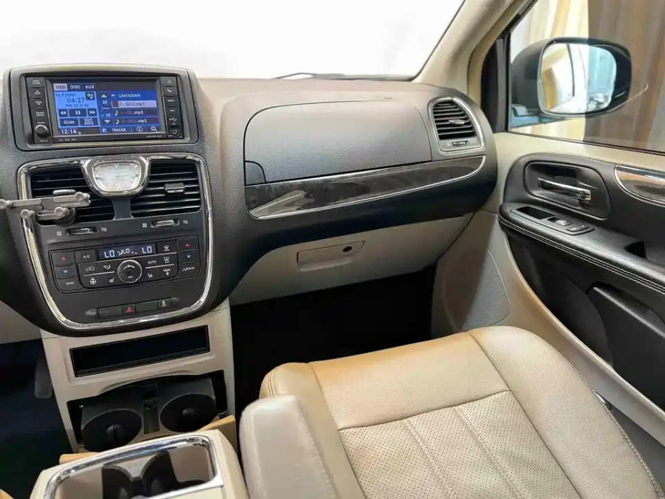 Chrysler Grand Voyager (Import)