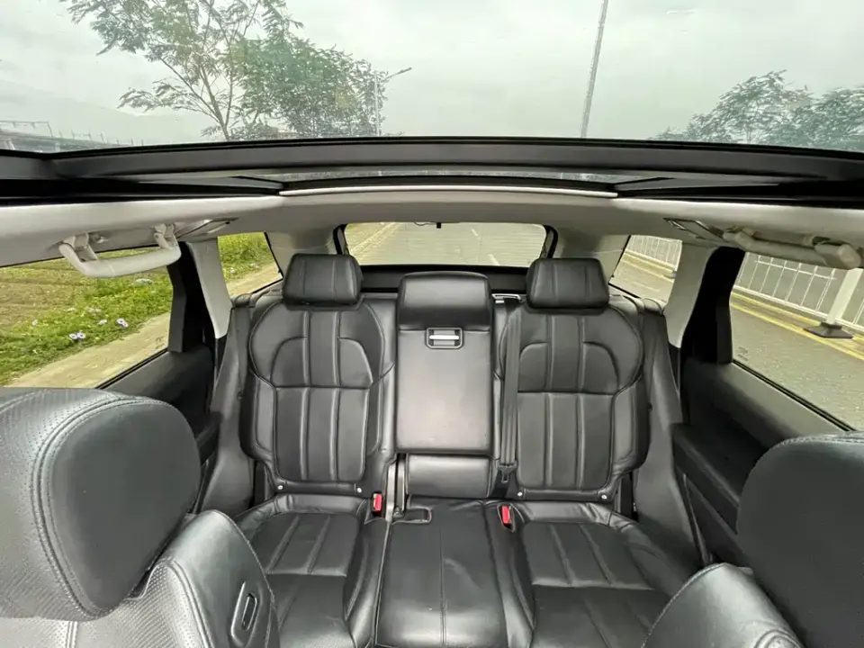 Land Rover Sport