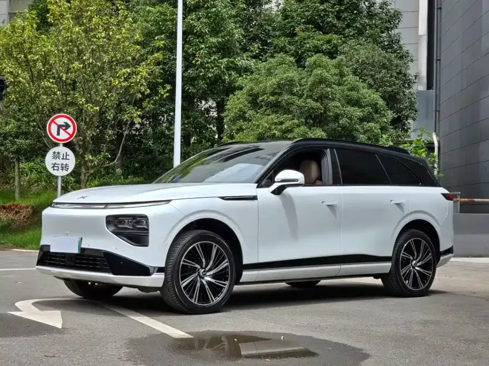 Xpeng G9