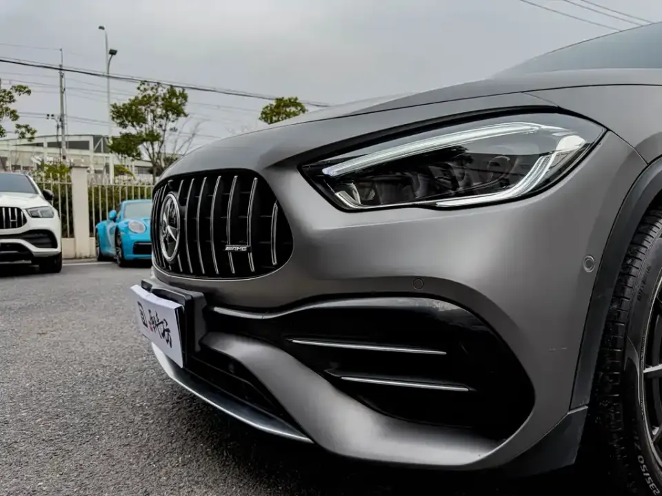 Mercedes-Benz GLA AMG