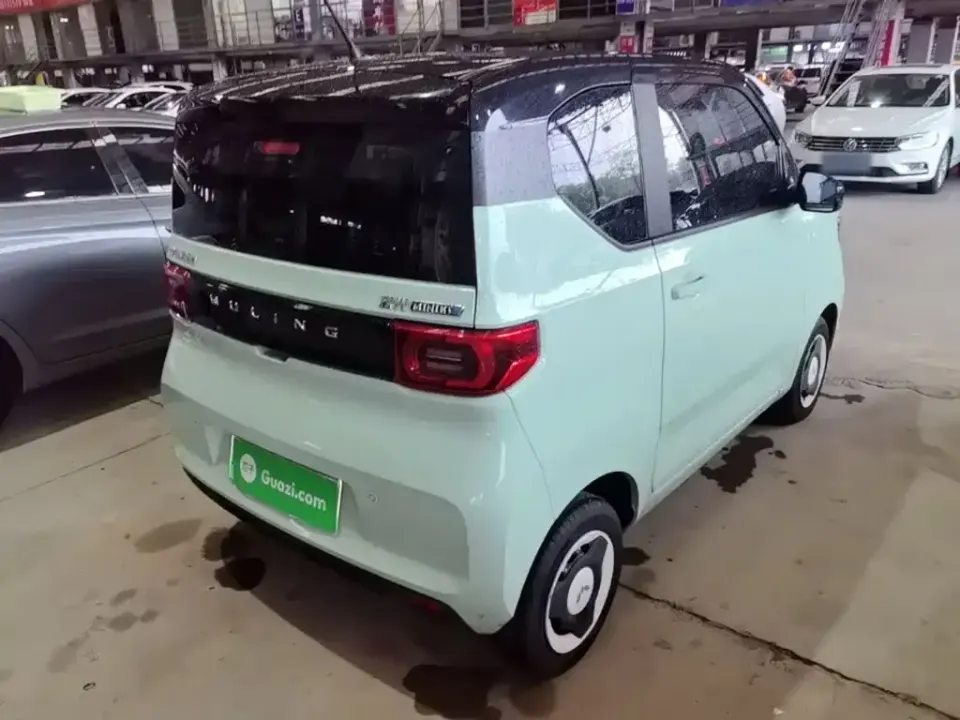Wuling MINIEV